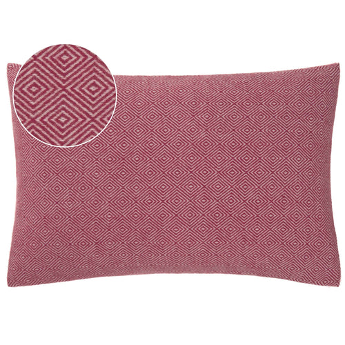 Uyuni blanket in bordeaux red & cream, 100% cashmere wool |Find the perfect cashmere blankets