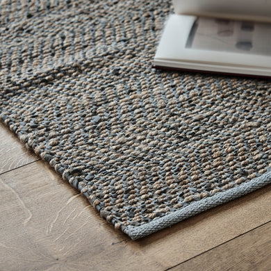 Nattika rug, grey & natural, 45% leather & 45% jute & 10% cotton