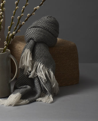 Nerva Cashmere Scarf charcoal & cream, 100% cashmere wool & wool