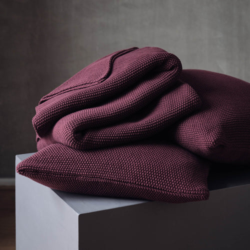 Antua Cotton Blanket in bordeaux red | Home & Living inspiration | URBANARA