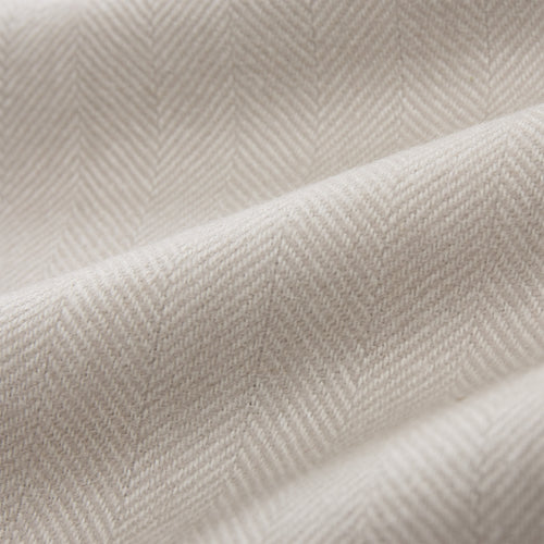 Asare Alpaca Blanket light grey & off-white, 100% royal baby alpaca wool | Find the perfect alpaca blankets