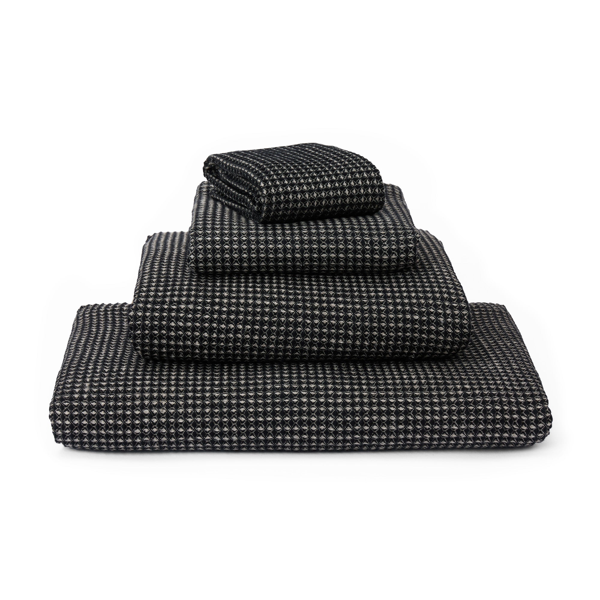 Black and online white bath towels