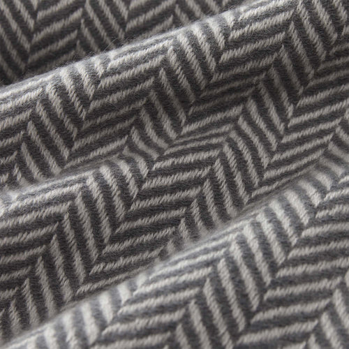 Nerva blanket, charcoal & cream, 100% cashmere wool |High quality homewares