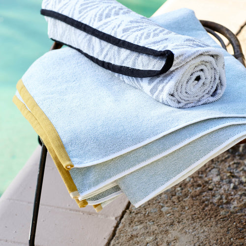 Ventosa Towel Collection [Light grey green/White]