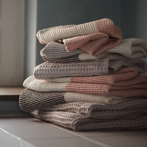 Kotra Towel Collection in dusty pink & natural | Home & Living inspiration | URBANARA
