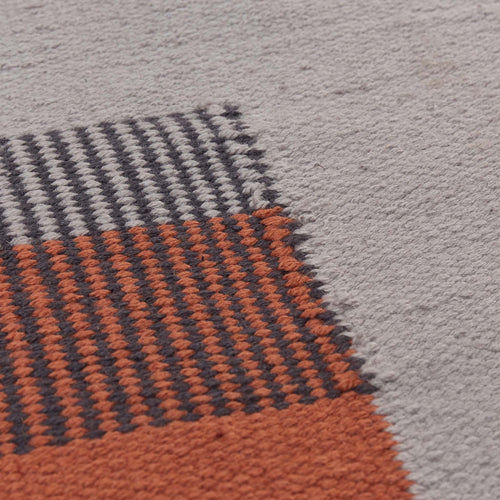 Indari Runner dark grey blue & pigeon blue & terracotta, 100% pet | High quality homewares