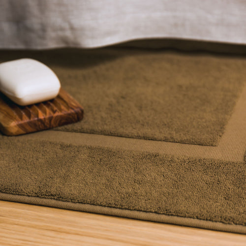 Penela bath mat, brown, 100% egyptian cotton | URBANARA bath mats