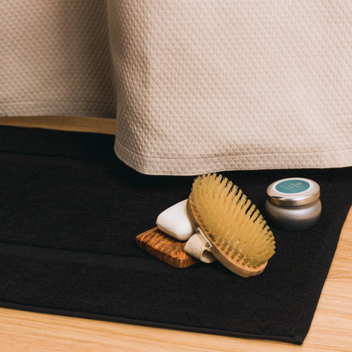 Penela bath mat, black, 100% egyptian cotton | URBANARA bath mats