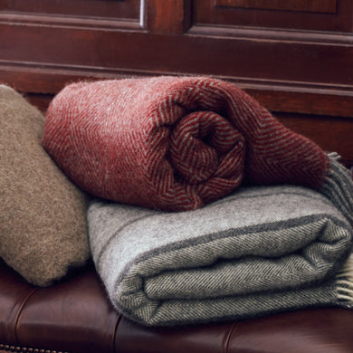 Gotland Dia Wool Blanket red & grey, 100% new wool