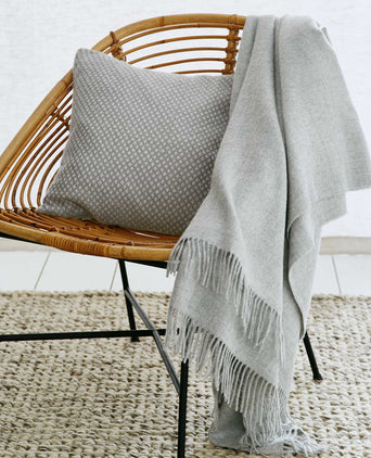 Arica blanket, light grey, 100% baby alpaca wool