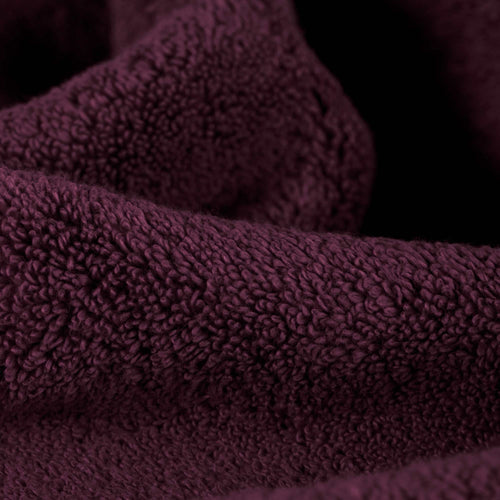 Alvito hand towel in bordeaux red, 100% zero twist cotton |Find the perfect cotton towels