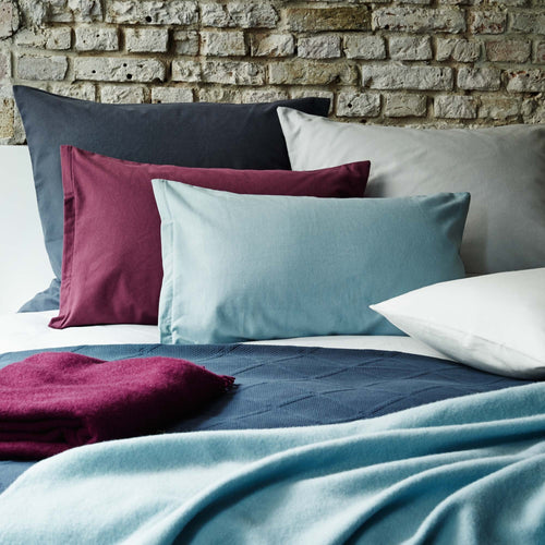 Light blue Montrose Bettdeckenbezug | Home & Living inspiration | URBANARA
