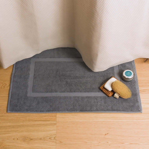 Platinum grey Penela Badematte | Home & Living inspiration | URBANARA