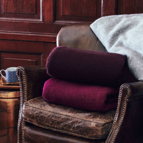 Miramar blanket in raspberry, 100% lambswool |Find the perfect wool blankets