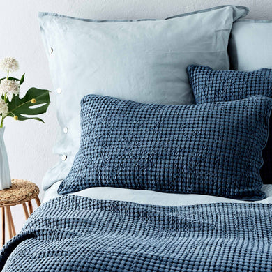 Veiros bedspread, blue grey, 100% cotton