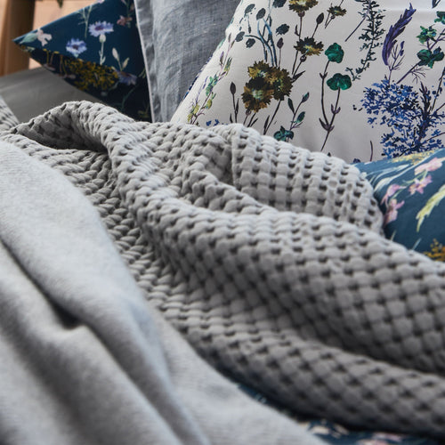 Veiros Cotton Quilt light grey, 100% cotton | URBANARA bedspreads & quilts