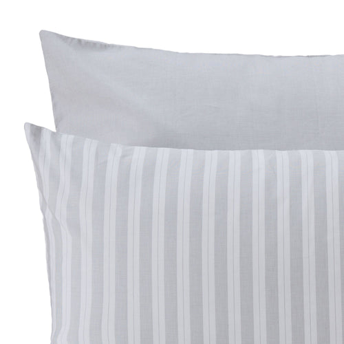 Izeda duvet cover, light grey & white, 100% cotton | URBANARA percale bedding