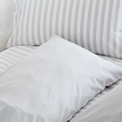 Izeda Bed Linen in light grey & white | Home & Living inspiration | URBANARA