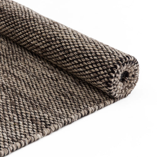 Odis runner, grey brown & off-white & black, 87% new wool & 9% cotton & 4% polyester |High quality homewares