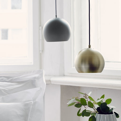 Light grey Koge Hängelampe | Home & Living inspiration | URBANARA