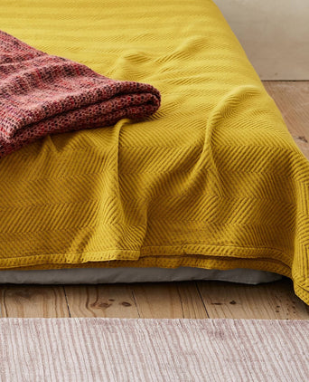 Lixa bedspread, mustard, 100% cotton