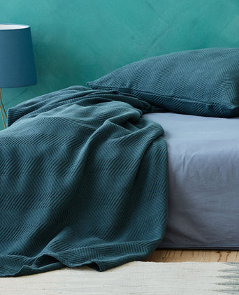 Lixa bedspread, teal, 100% cotton