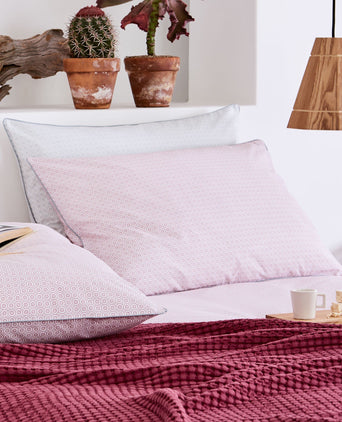 Cheles duvet cover, white & raspberry & green grey, 100% cotton