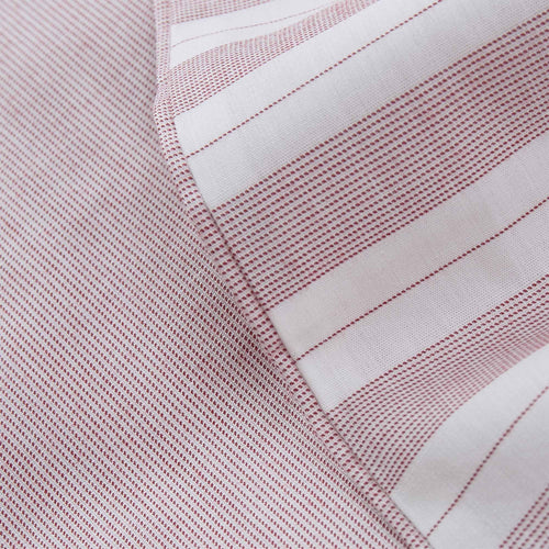 Izeda duvet cover, dark red & white, 100% cotton | URBANARA percale bedding