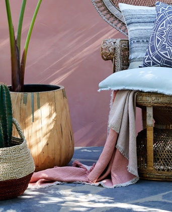 Alkas blanket, dusty pink & stone grey, 50% linen & 50% cotton