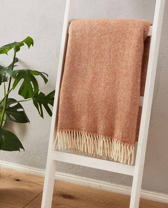 Salantai blanket, terracotta & cream, 100% new wool