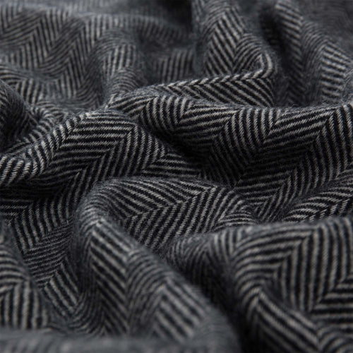 Corcovado Alpaca Blanket black & off-white, 50% alpaca wool & 50% merino wool | High quality homewares