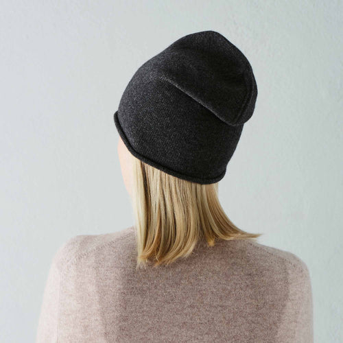 Nora hat, charcoal, 50% cashmere wool & 50% wool