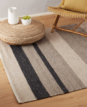 Alto rug, charcoal & beige & light brown, 35% wool & 35% cotton & 30% viscose