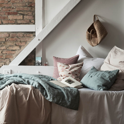 White Manteigas Bettdeckenbezug | Home & Living inspiration | URBANARA