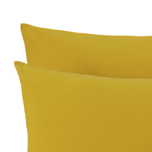 Perpignan pillowcase, mustard, 100% combed cotton | URBANARA percale bedding