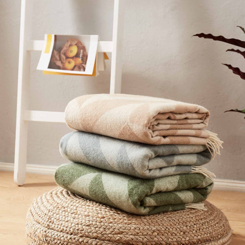 Farum blanket, green & cream, 100% merino wool | URBANARA wool blankets