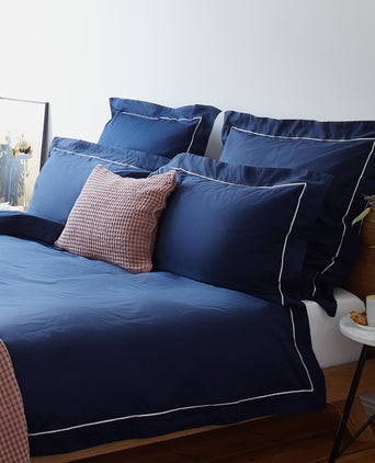 Karakol duvet cover, dark blue & off-white, 100% cotton