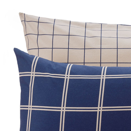 Dark blue & Beige Brelade Bettdeckenbezug | Home & Living inspiration | URBANARA