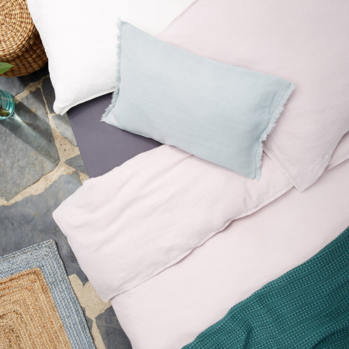 Green grey Bellvis Kissenhülle | Home & Living inspiration | URBANARA