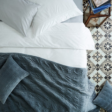 Samana bedspread, green grey, 100% cotton