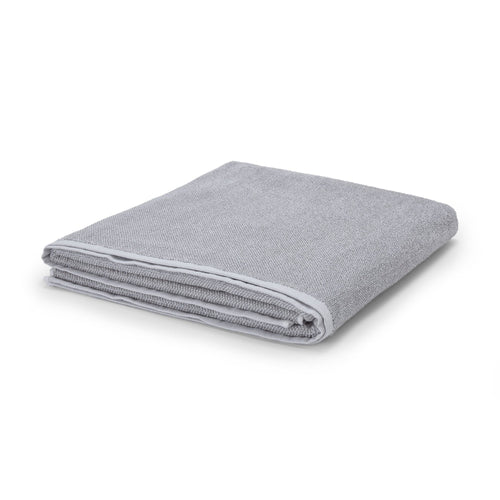 Grey & White Ventosa Handtuch | Home & Living inspiration | URBANARA