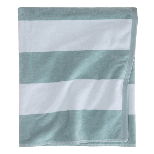 Light grey green & White Serena Strandtuch | Home & Living inspiration | URBANARA
