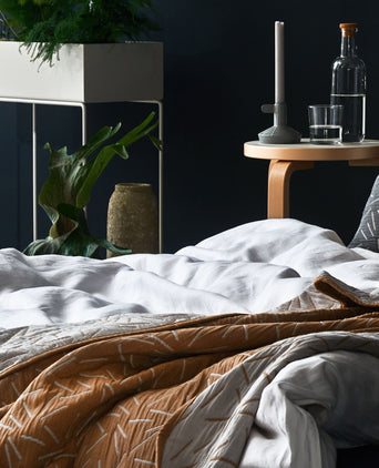 Alcains bedspread, mustard & light grey, 80% cotton & 20% polyester
