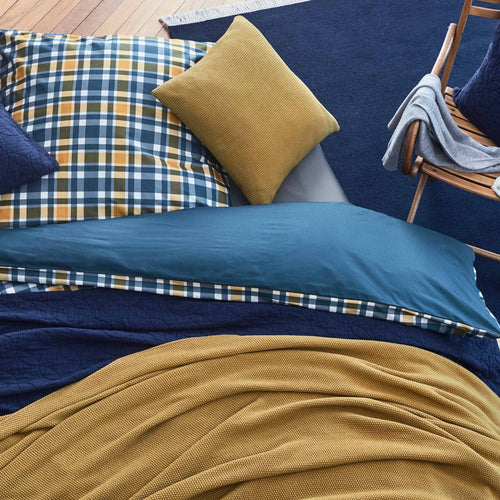 Dark blue & Mustard & White Cabril Bettdeckenbezug | Home & Living inspiration | URBANARA