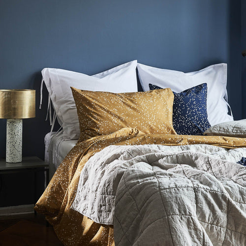 Mustard & White Connemara Bettdeckenbezug | Home & Living inspiration | URBANARA