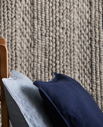 Estoril cushion cover, dark blue, 100% linen
