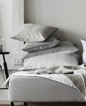 Sameiro pillowcase, grey & white & charcoal, 100% linen & 100% organic cotton