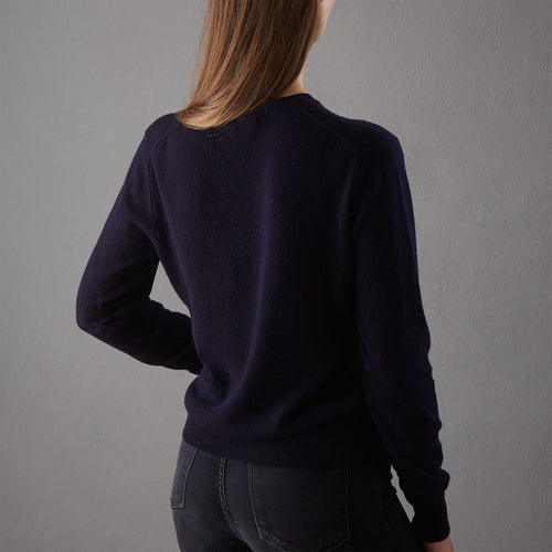 Nora Cashmere Jumper in midnight blue | Home & Living inspiration | URBANARA