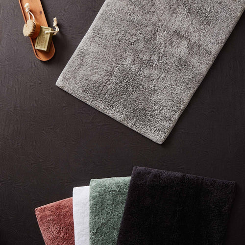 Banas bath mat in charcoal, 100% cotton |Find the perfect bath mats