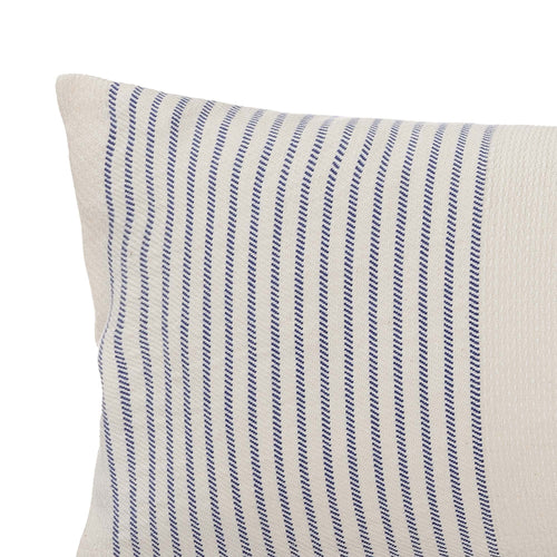 White & Ultramarine Kadan Kissenhülle | Home & Living inspiration | URBANARA